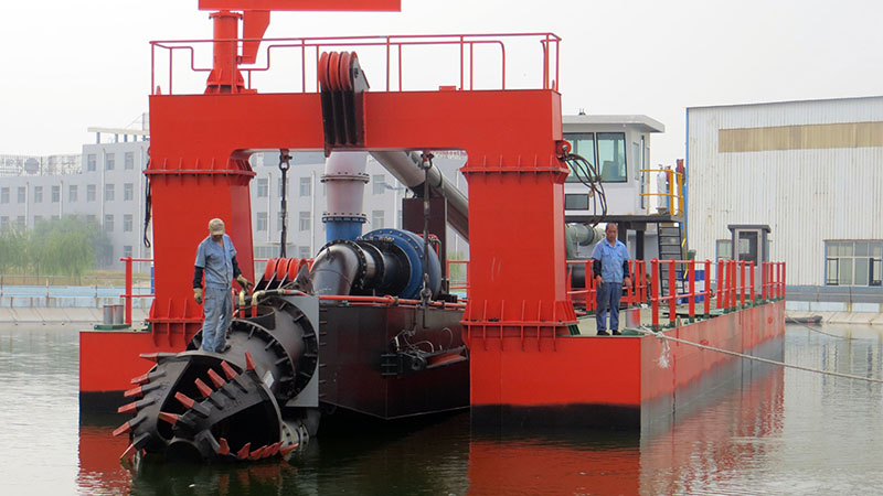 Cutter Suction Dredger CSD168A with submersible pump series