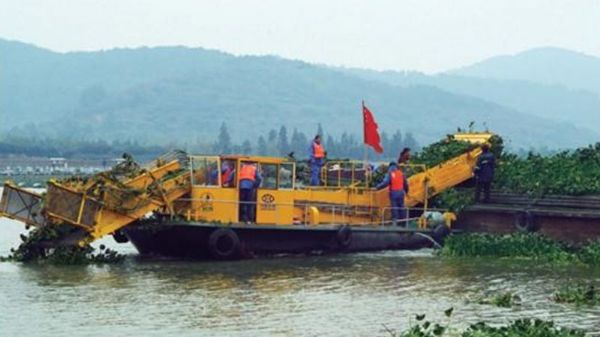 Electric Weed Cleaning Boat C516DD series