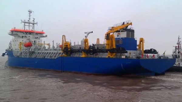 Trailing Suction Hopper Dredger CSD168PX series