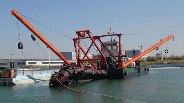 Cutter Suction Dredger CSD168 with cabin pump series