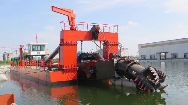Cutter Suction Dredger CSD168A with submersible pump series