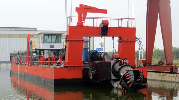 Cutter Suction Dredger CSD168A with submersible pump series