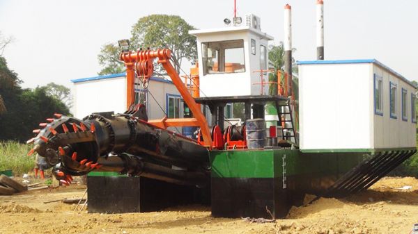 Cutter Suction Dredger CSD168 with cabin pump series