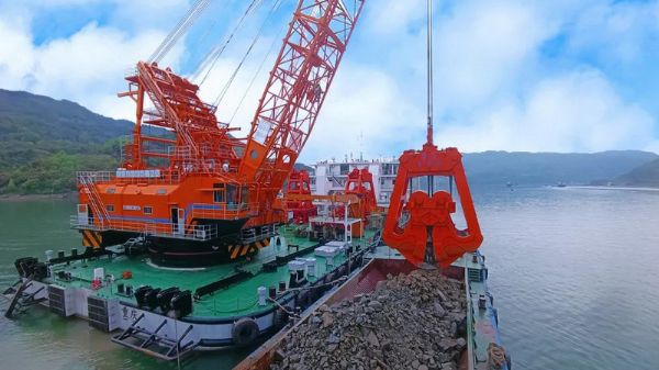 Grab Bucket Dredger C717LF series