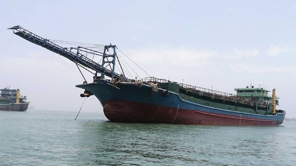 Self-pumping and self-discharging Transport Ship C517ZZ series