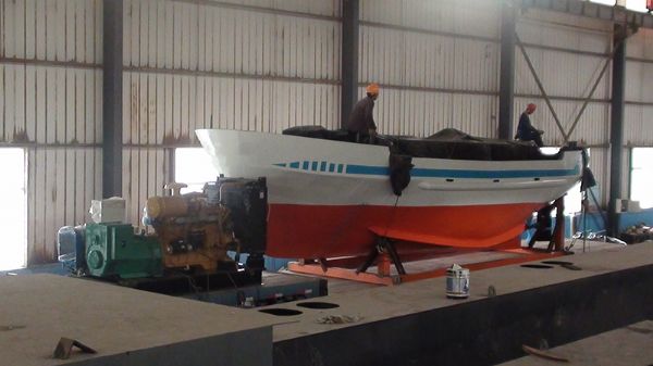 Single Propulsion Service Work Boat C817D series